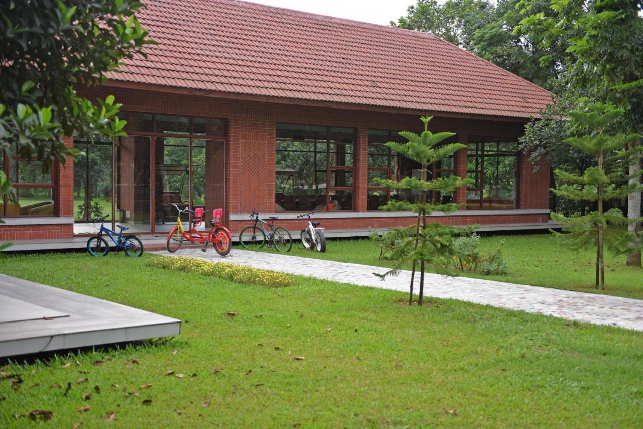 Sarah Resort Gazipur Eksteriør bilde
